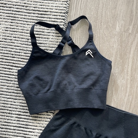 ONER ACTIVE black shorts set - Picture 3 of 6